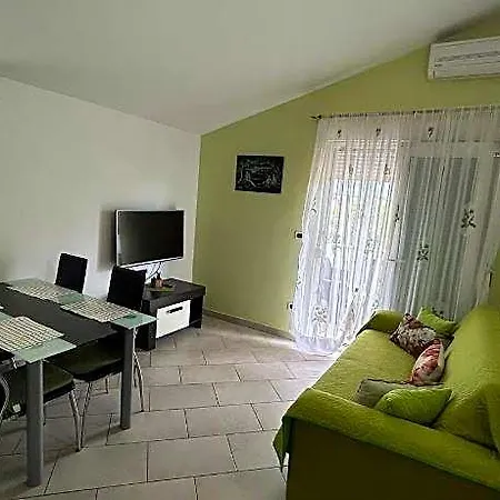 Hotel Nada Pula